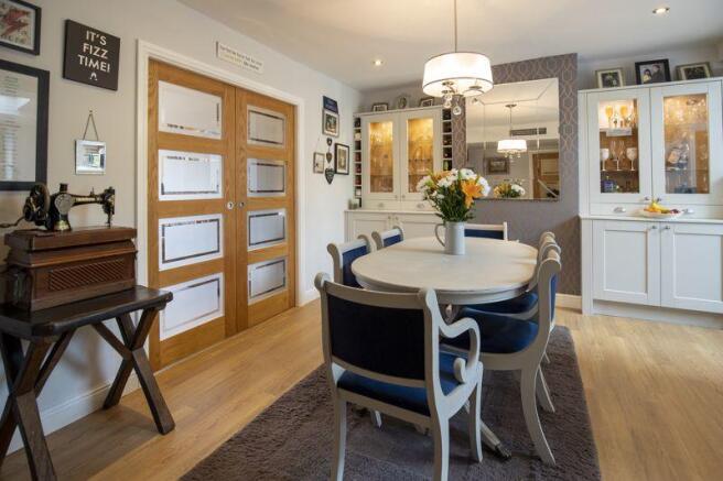 Dining Kitchen