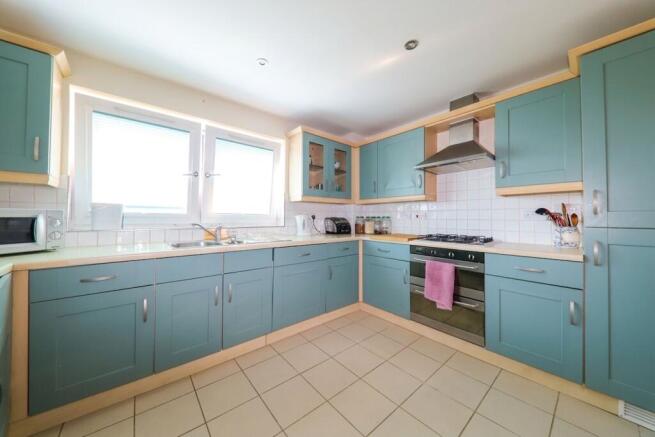 Kitchen (2)(E)