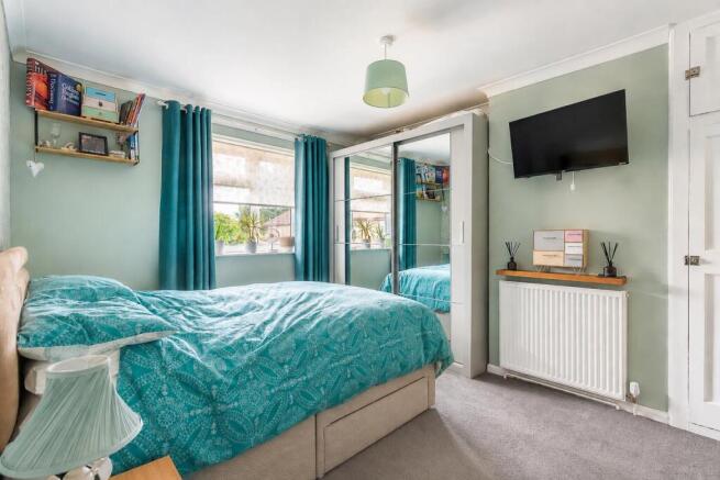 3 bed Semi-Detached for sale Image 10