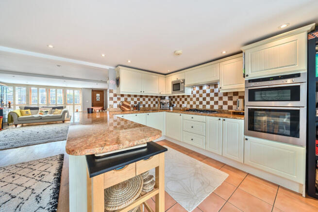 Kitchen / Dining Room