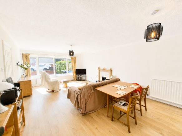 3 bed Link Detached House for sale Image 6