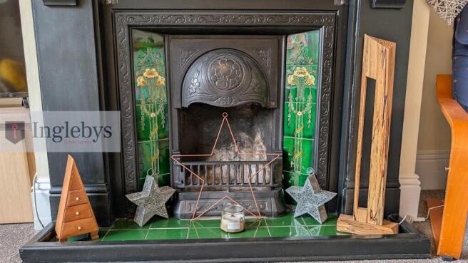 3 bed Terraced for sale Image 6