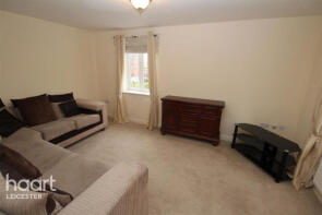13, Ampleforth Lane, Leicester LE5 1BX