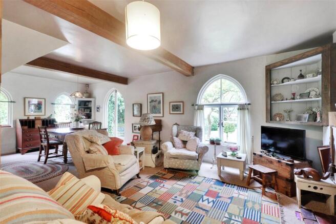 Sitting/Dining Room