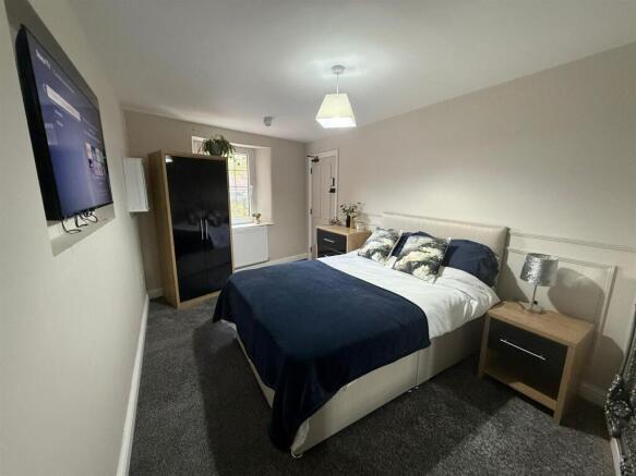 room 2 notts 3.jpeg