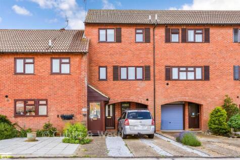 Dinsdale Gardens, Rustington, West Sussex