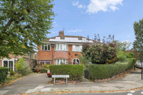 Perryn Road, London, W3