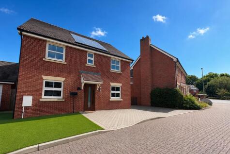 Thapa Close, Church Crookham, Fleet, Hampshire, GU52