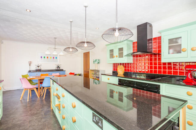 Kitchen/Dining Room