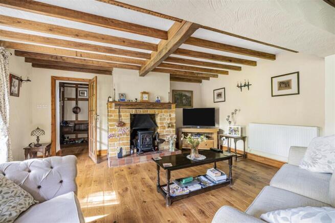 Vale Cottage, 4 Butchers Lane, Pattishall