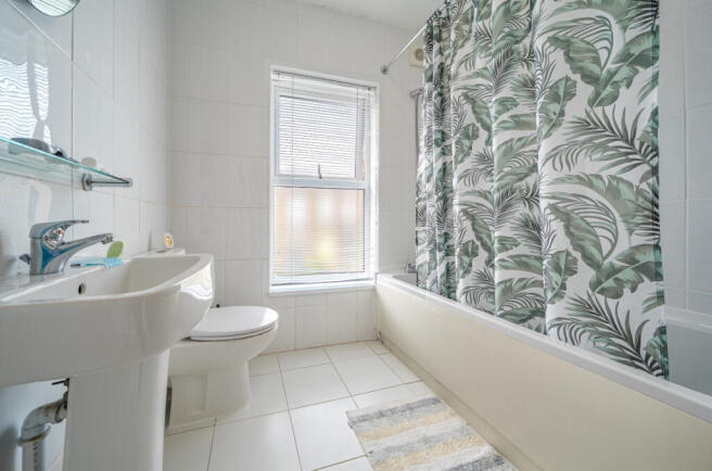 2 bed Terraced for sale Image 6