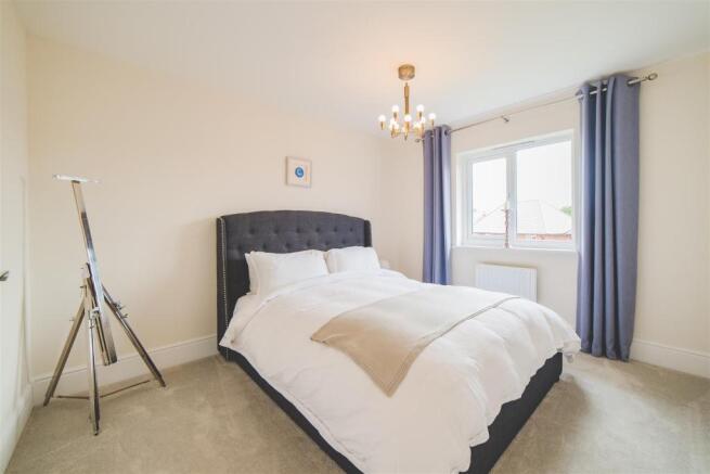 Bed 3.jpg