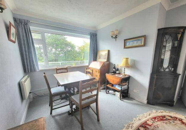Living/Dining Room