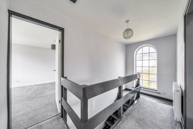 3 bed Detached for sale Image 9