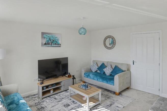 31 Halt Road - Image 3