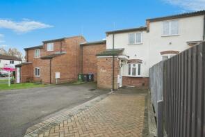 18, Scafell, Brownsover, Rugby CV21 1QB