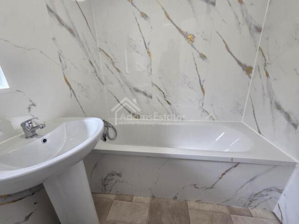 2 bed Terraced for sale Image 8
