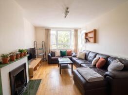 60, Rosenau Road, London SW11 4QU