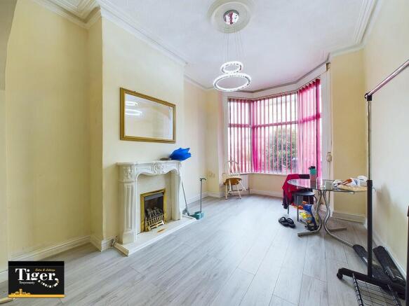 CAM03440G0-PR0185...