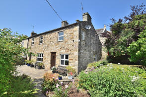 Sunnycott, Village Streets North Of Green, Reeth DL11 6TX