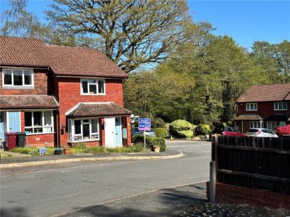 Claremont Way, Midhurst, West Sussex, GU29