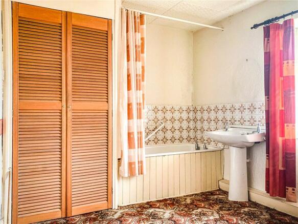 1 bed Terraced for sale Image 4