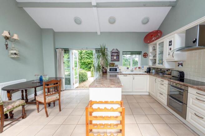 DINING KITCHEN