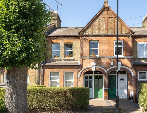Warner Road, E17