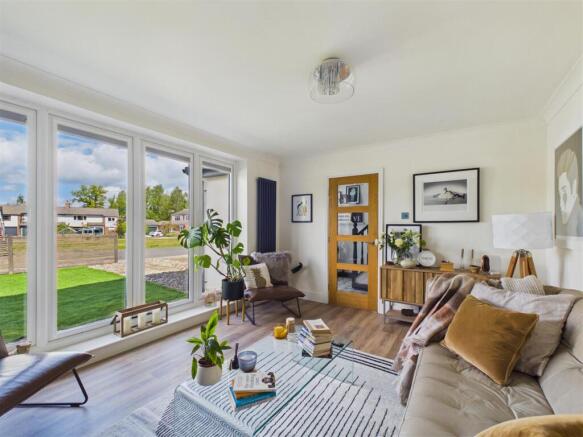3 bed Semi-Detached for sale Image 4