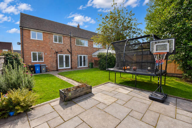 Selby Drive, Davyhulme, Manchester, M41 8NX photo 4