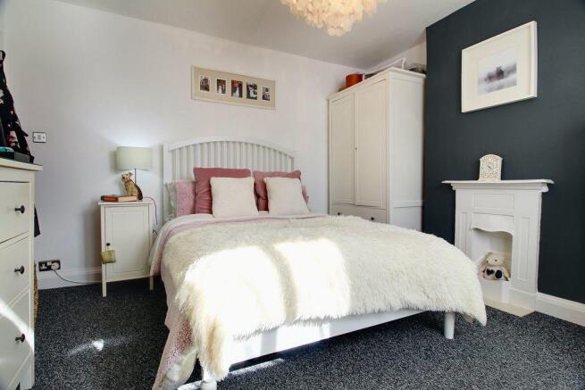 Bedroom 1 (Double)