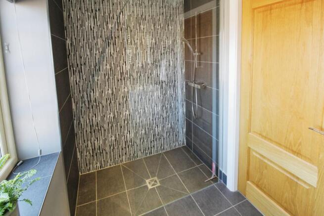 Ensuite 2