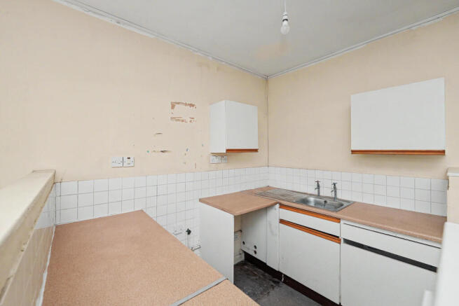 Flat 2, 43 City Road, St Pauls, Bristol, BS2 8TU