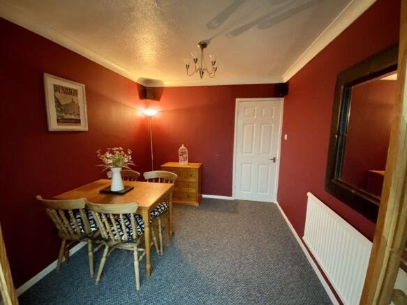 dining room/ b...