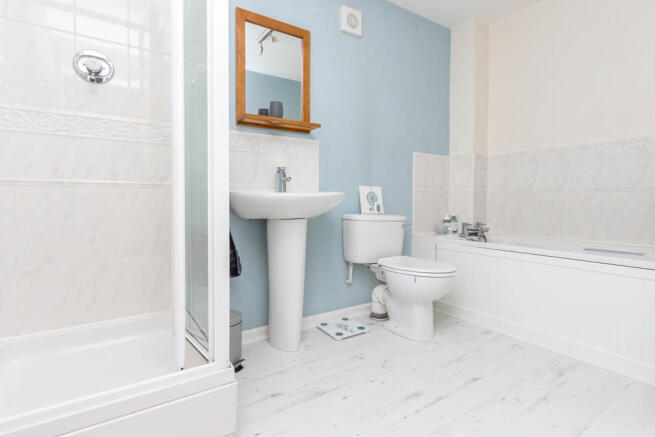 Ensuite Bathroom