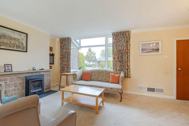 4 bed Detached for sale Image 5