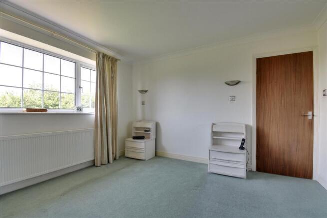 4 bed Detached for sale Image 12
