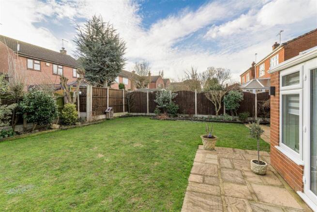 3 River Drive Atherstone