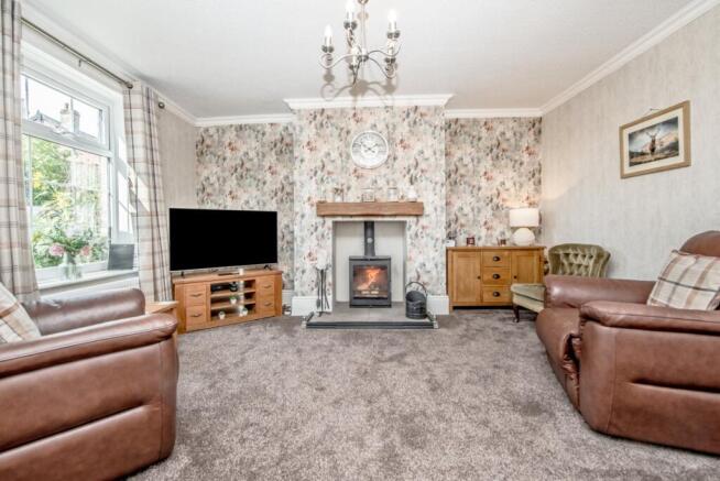 2 bed Terraced for sale Image 2
