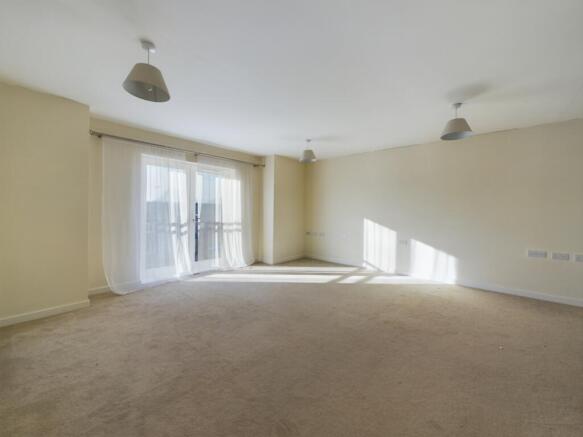 CAM03052G0-PR0076-STILL004