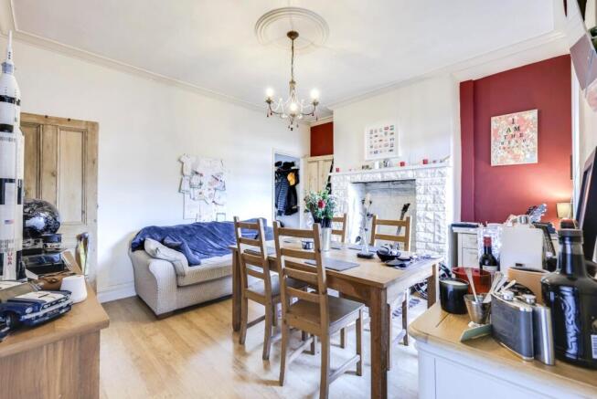 3 bed Terraced for sale Image 6