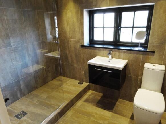 En-Suite Shower R...