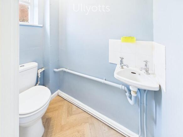 3 bed Terraced for sale Image 6
