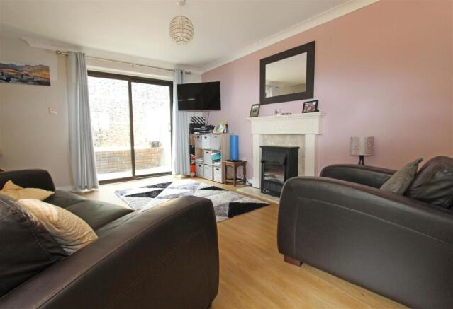 Living Room..jpg