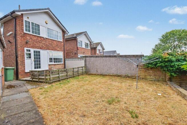 3 bed Detached for sale Image 9