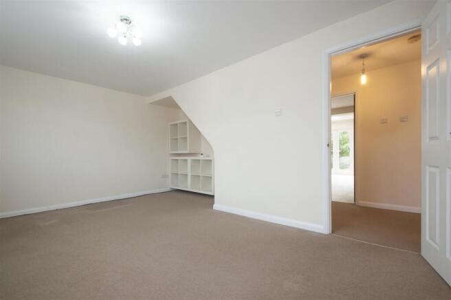 35 Thames 10.jpg