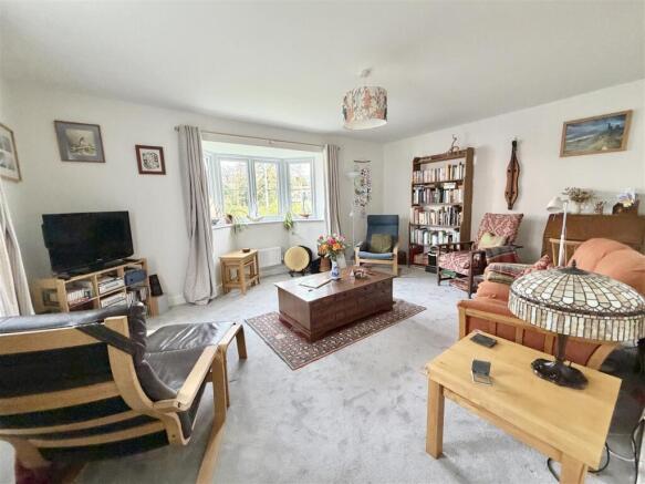 21 Signal Drive, Pontesbury, Shrewsbury, SY5 0FN photo 4