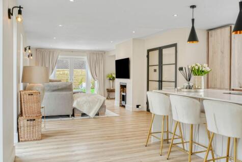 Lumber Lane, Paulerspury, NN12