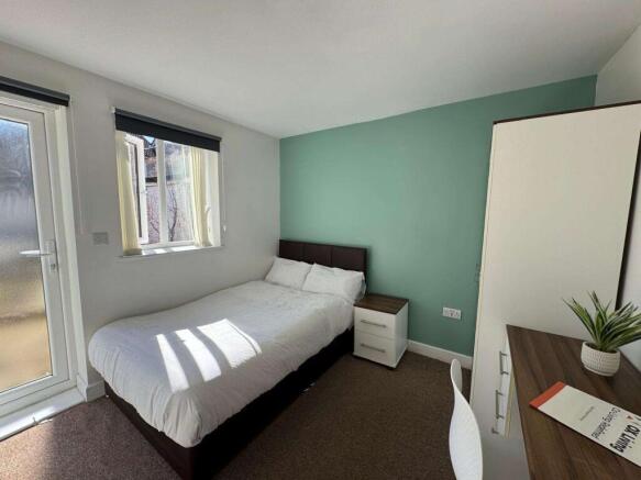 Watlington Road Room 2 1 (1).jpeg