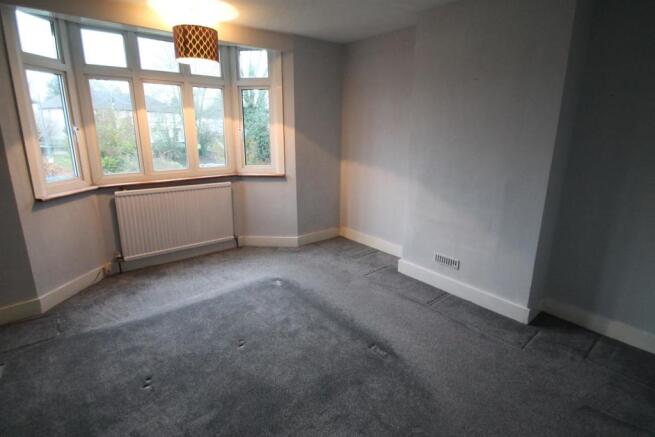 bedroom 2.JPG